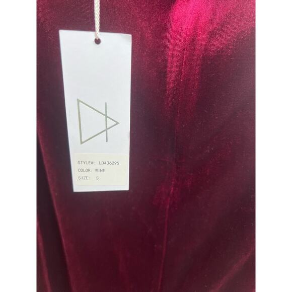Sage the Label New With Tags Size S Red Misty Velvet Midi Sheath Dress - Picture 7 of 9